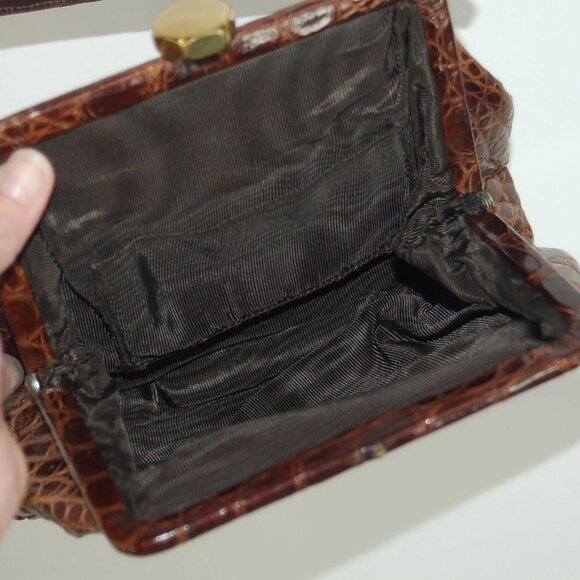 1940s alligator handbag with large brass bolt hardware - Picture 4 of 4